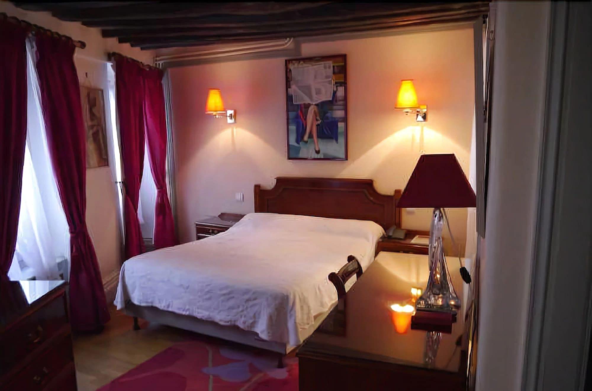Hotel Les Degres De Notre Dame Paris Exteriör bild