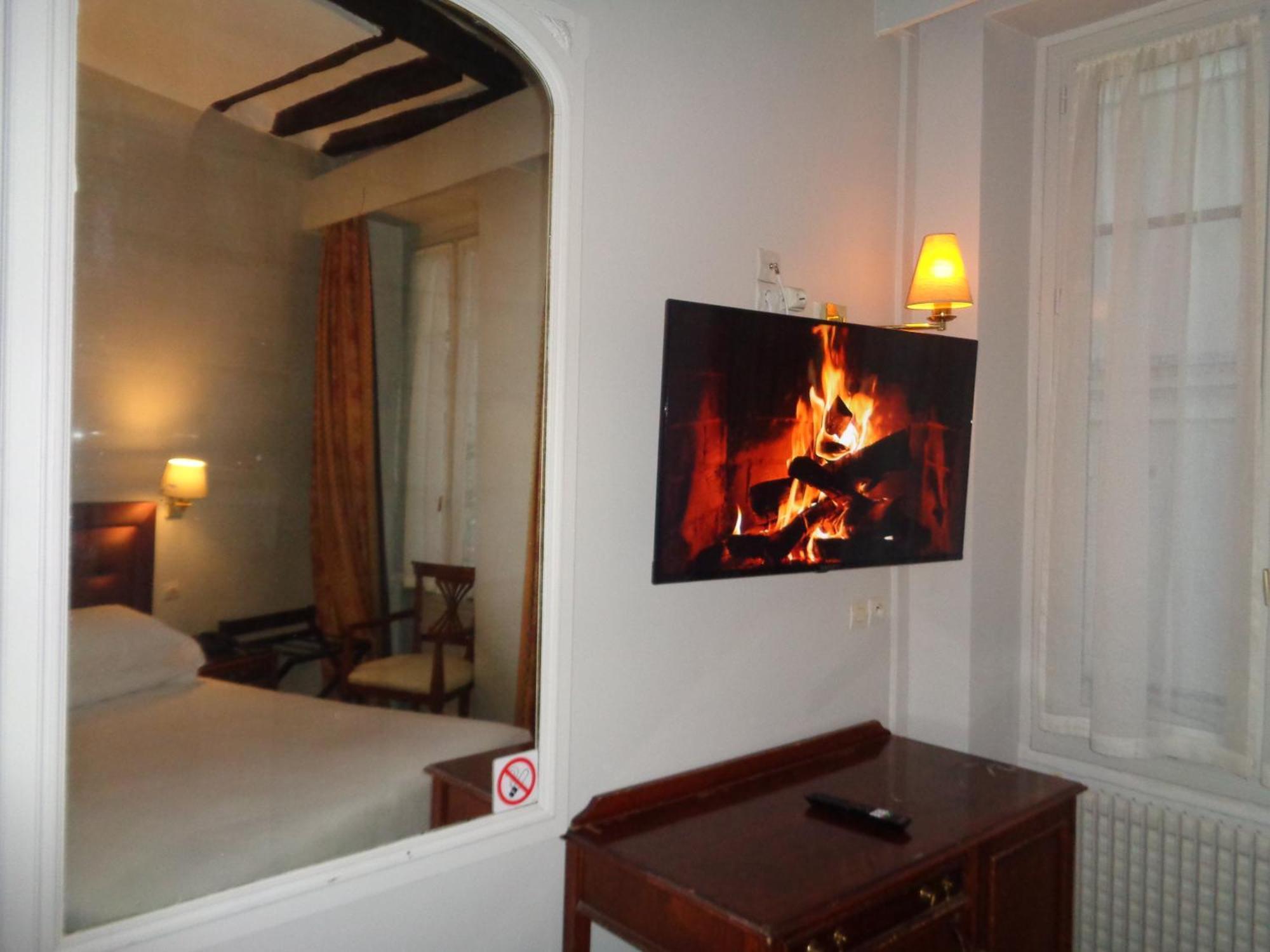 Hotel Les Degres De Notre Dame Paris Exteriör bild